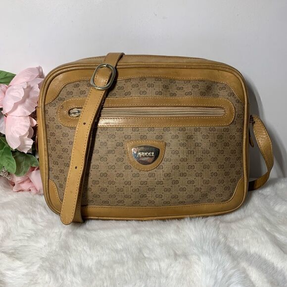 Authentic Vintage Gucci GG Logo Shoulder Bag - Picture 1 of 15